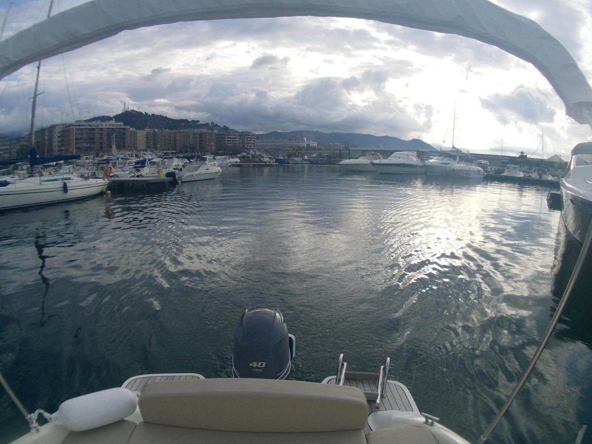 Casa Vacanza Brezza Di Maestrale Salerno Exterior foto